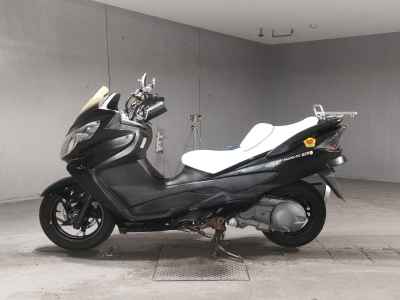 Suzuki Skywave 250S