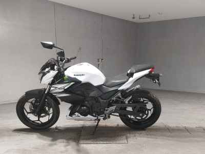 Kawasaki Z250