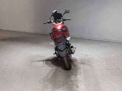 Suzuki GSR250