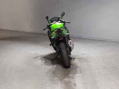 Kawasaki Ninja ZX-25R KRT Edition