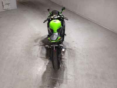 Kawasaki Ninja ZX-25R KRT Edition
