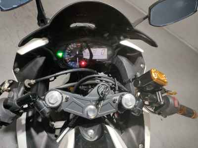 Yamaha YZF-R25 2016