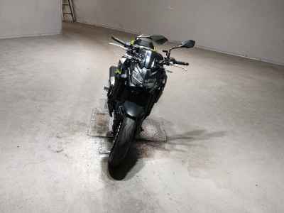Kawasaki Z900 2021