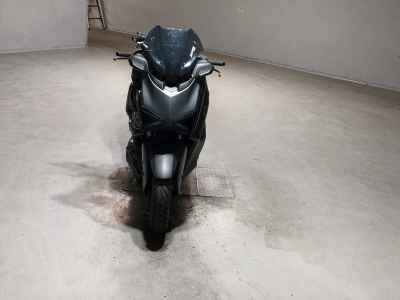 Yamaha XMAX 250 2025