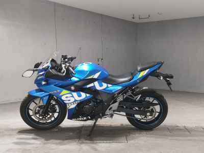 Suzuki GSX250R
