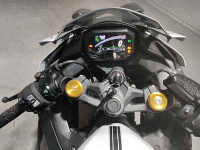 Kawasaki Ninja ZX-4R SE 2025