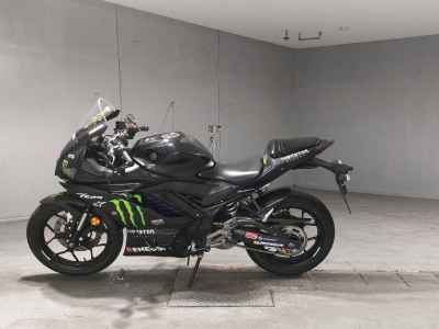 Yamaha YZF-R25 2020