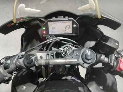 Yamaha YZF-R25 2020