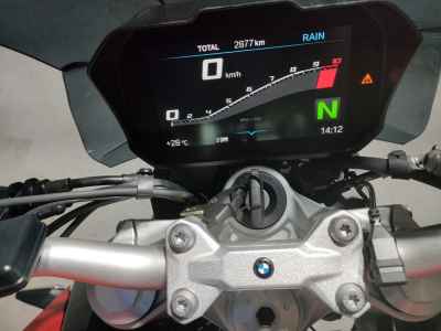BMW F900R 2024