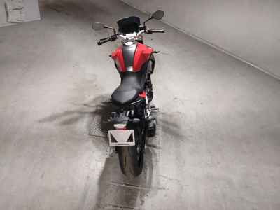 BMW F900R 2024