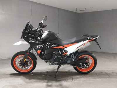 KTM 890 SMT 2024