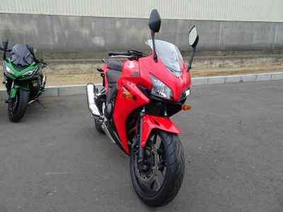 Honda CBR400R 2015