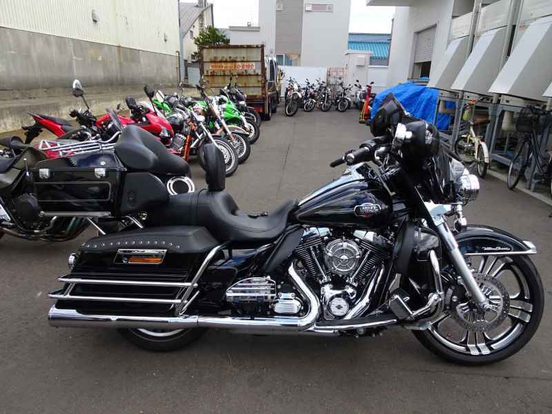 Harley-Davidson Electra Glide FLHTCU1690 2012