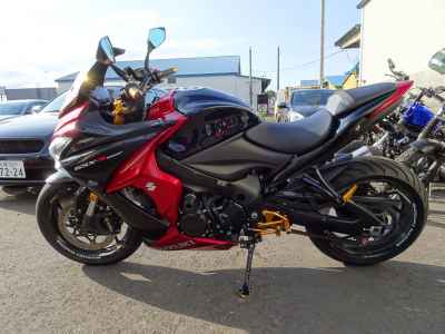 Suzuki GSX-S1000F 2016