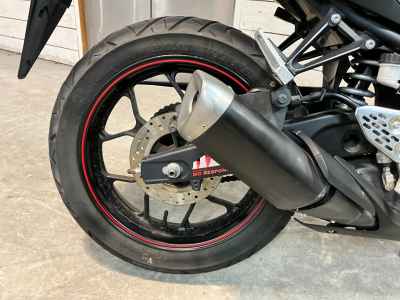 Yamaha YZF-R25 2017