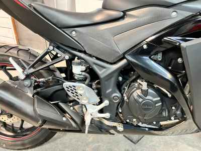 Yamaha YZF-R25 2017