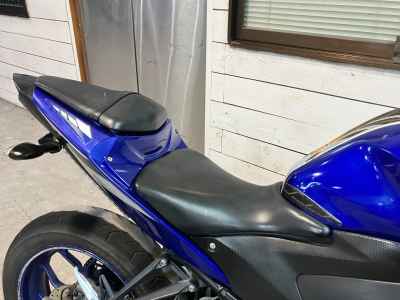 Yamaha YZF-R25 2015