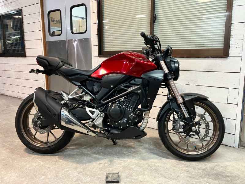 Honda CB250R 2019