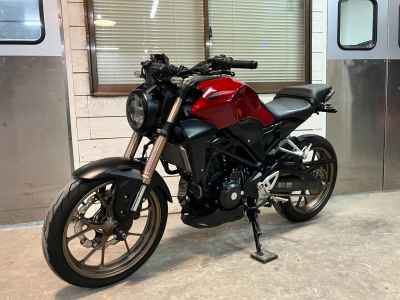 Honda CB250R 2019