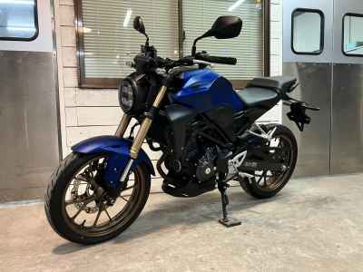 Honda CB250R