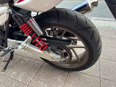 Honda CB400SF 2018