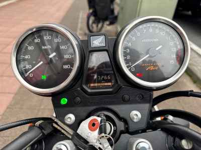 Honda CB400SF 2018