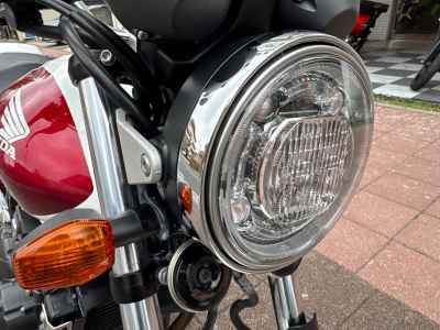 Honda CB400SF 2018