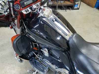 Harley-Davidson Electra Glide FLHTCU1690 2010