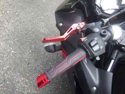 Yamaha YZF-R25 2015