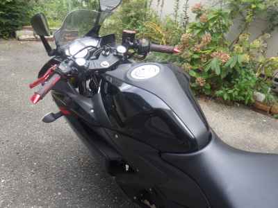 Yamaha YZF-R25 2015