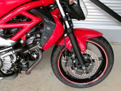 Suzuki Gladius SFV400 2011