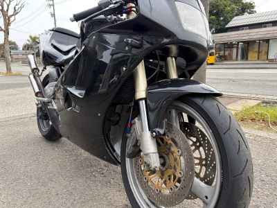 Suzuki RGV250