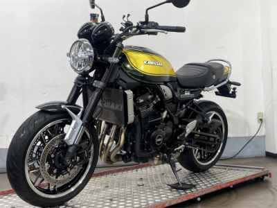 Kawasaki Z900RS 2024