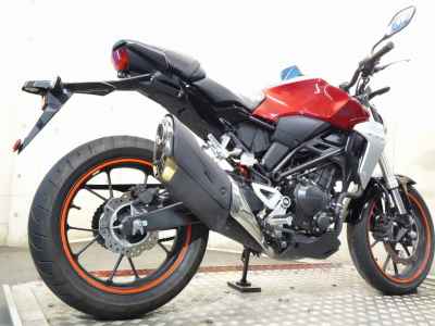Honda CB250R 2018