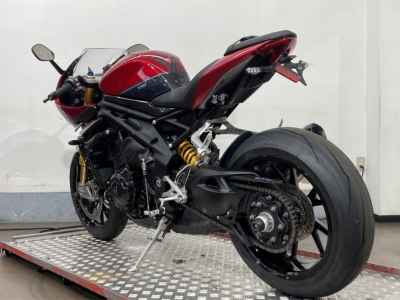 Triumph Triple 1200 RR 2022