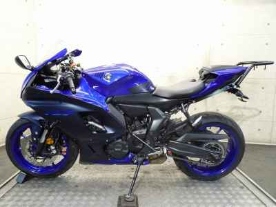 Yamaha YZF-R7 2022