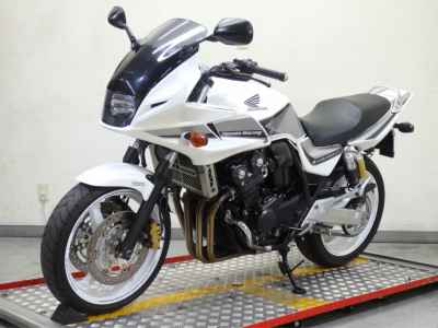 Honda CB400 Super Boldor 2012