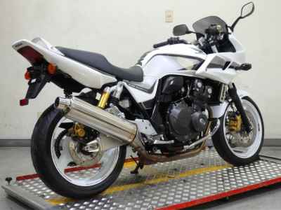 Honda CB400 Super Boldor 2012