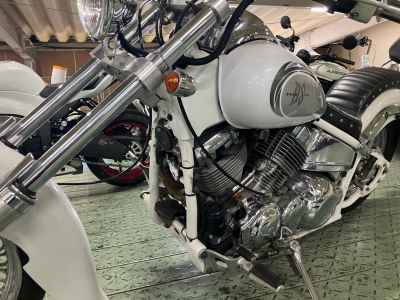 Yamaha XVS400 Drag Star