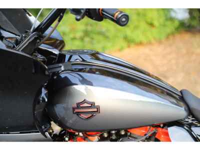 Harley-Davidson Road Glide FLTRXSE1923 CVO 2025
