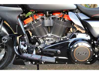 Harley-Davidson Road Glide FLTRXSE1923 CVO 2025