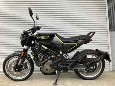 Husqvarna Svartpilen 401 2019