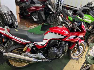 Honda CB400 Super Boldor 2013