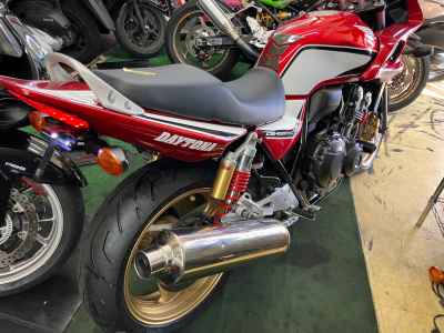 Honda CB400 Super Boldor 2013