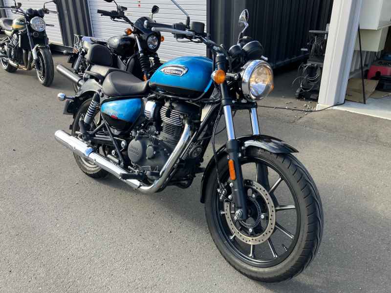 Royal Enfield Meteor 350 Supernova 2022