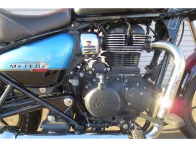 Royal Enfield Meteor 350 Supernova 2022
