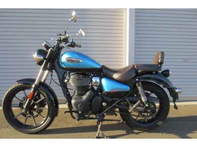 Royal Enfield Meteor 350 Supernova 2022