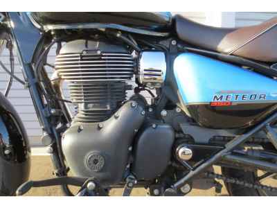 Royal Enfield Meteor 350 Supernova 2022
