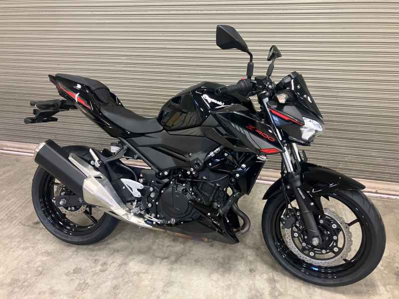 Kawasaki Z400 2024