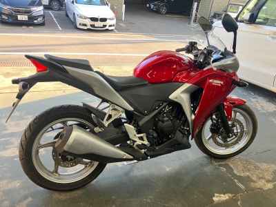 Honda CBR250R 2011